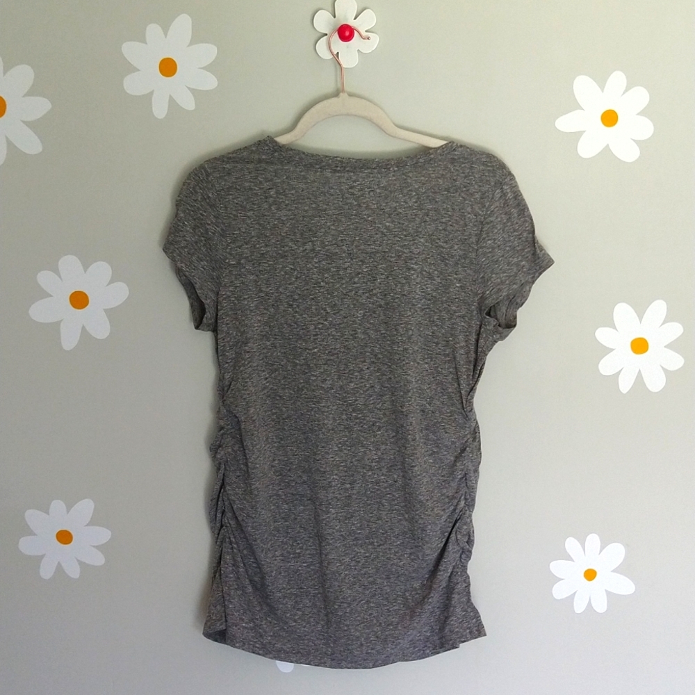 🍓 3/$30 Liz Lange Maternity Gray V-Neck T-Shirt - Picture 2 of 6